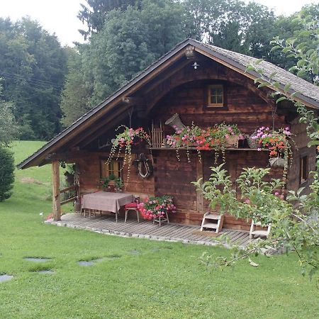 Bed and Breakfast Le Grenier Saint-Paul-en-Chablais Exterior foto