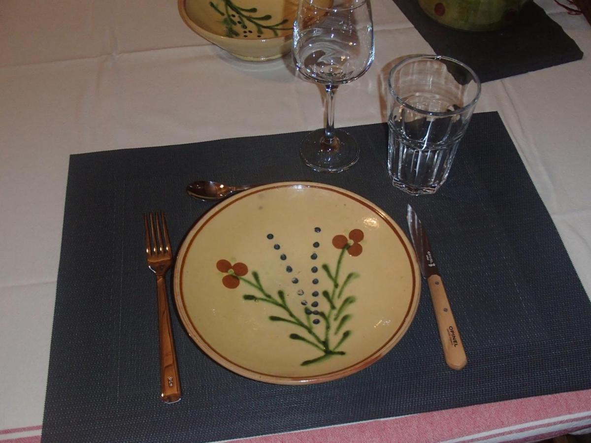 Bed and Breakfast Le Grenier Saint-Paul-en-Chablais Exterior foto